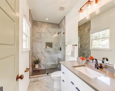 1022 Martin Street Se - Photo Thumbnail 21