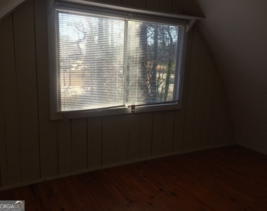 1453 Barnett Shoals - Photo Thumbnail 15