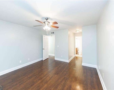 2657 Lenox Road - Photo Thumbnail 15
