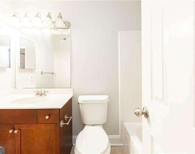 2657 Lenox Road - Photo Thumbnail 17