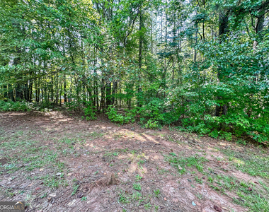 335 Paradise Drive - Photo Thumbnail 16