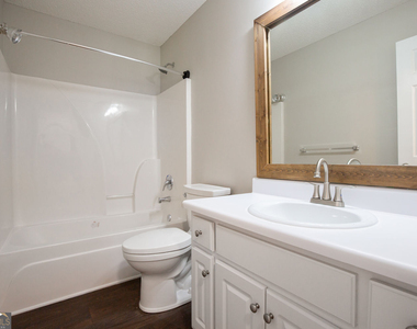 1587 Brush Creek Dr - Photo Thumbnail 22