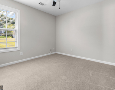1587 Brush Creek Dr - Photo Thumbnail 23