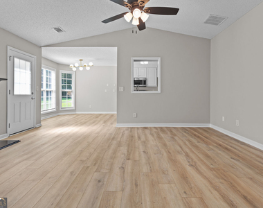 1587 Brush Creek Dr - Photo Thumbnail 16