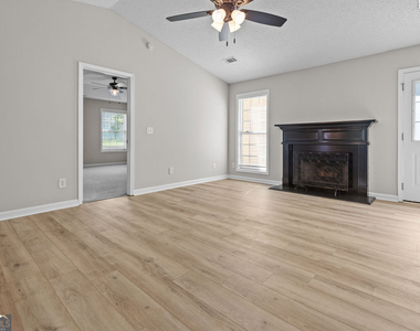 1587 Brush Creek Dr - Photo Thumbnail 6