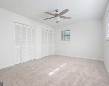 920 Kings Court - Photo Thumbnail 28