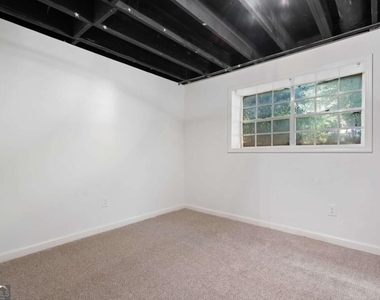 920 Kings Court - Photo Thumbnail 33