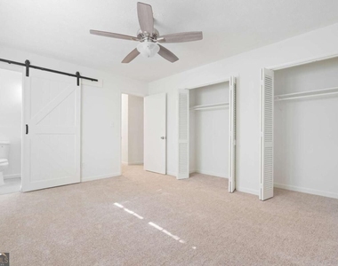 920 Kings Court - Photo Thumbnail 27