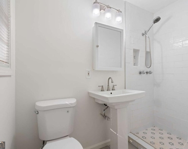 920 Kings Court - Photo Thumbnail 30