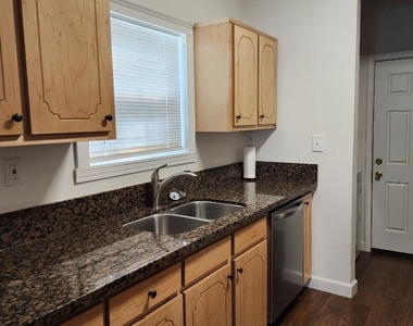 244 Windemere Way - Photo Thumbnail 6