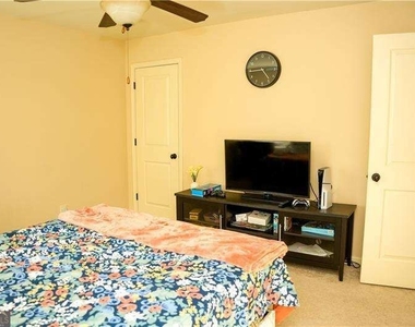 8445 Village School Drive - Photo Thumbnail 29