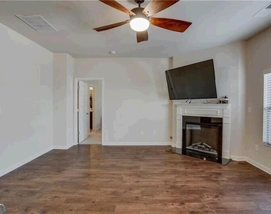 2436 Foxy Drive - Photo Thumbnail 11