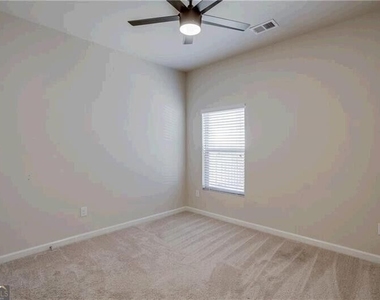 2436 Foxy Drive - Photo Thumbnail 16