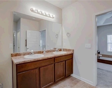 2436 Foxy Drive - Photo Thumbnail 31