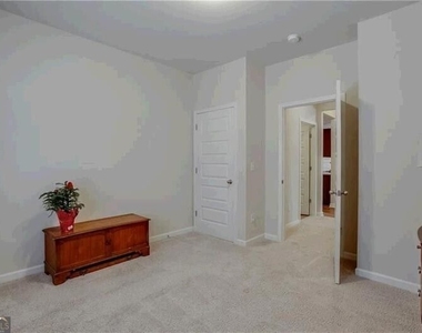 2436 Foxy Drive - Photo Thumbnail 23
