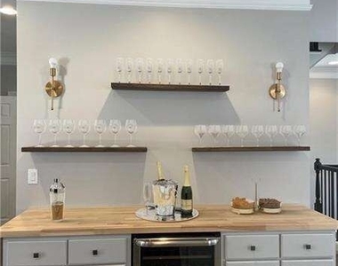 534 Vinings Estates Drive Se - Photo Thumbnail 8
