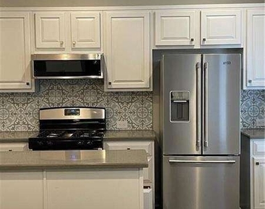534 Vinings Estates Drive Se - Photo Thumbnail 6