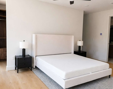 3563 Chelsea Falls Way - Photo Thumbnail 7