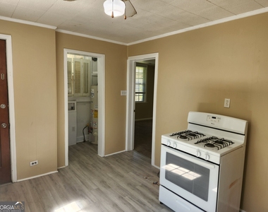 15 Oak Street Ne - Photo Thumbnail 13