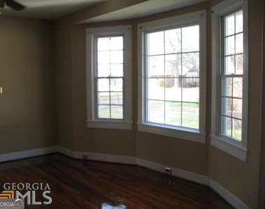 15 Oak Street Ne - Photo Thumbnail 4