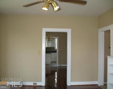 15 Oak Street Ne - Photo Thumbnail 2