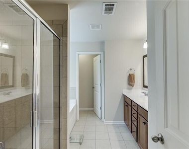 6896 Big Sky Drive - Photo Thumbnail 21