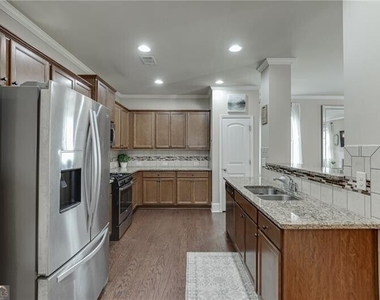 6896 Big Sky Drive - Photo Thumbnail 5