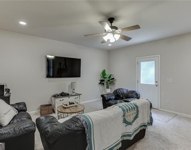 6896 Big Sky Drive - Photo Thumbnail 32