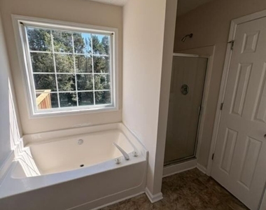 51 Hillcrest - Photo Thumbnail 6