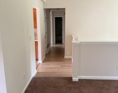 51 Hillcrest - Photo Thumbnail 2