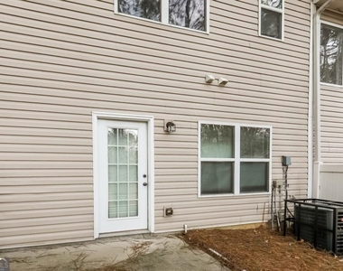 2555 Flat Shoals Road - Photo Thumbnail 14