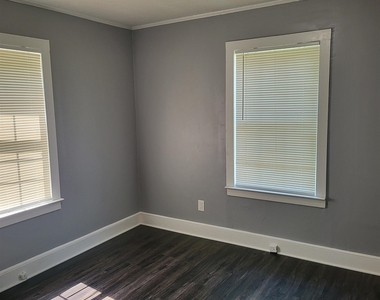 6819 Mark Turner Road - Photo Thumbnail 4