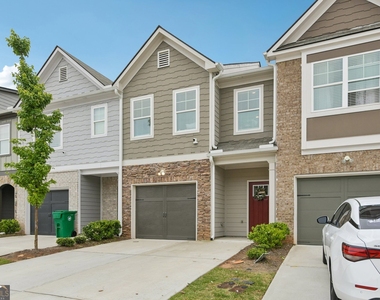 5811 Calle Vista Drive - Photo Thumbnail 2