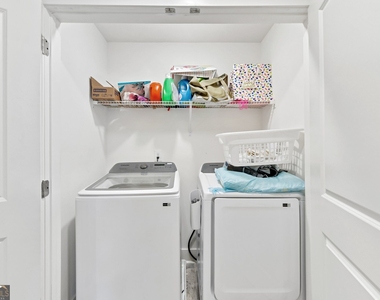 5811 Calle Vista Drive - Photo Thumbnail 21