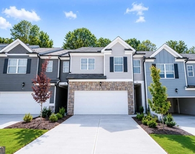 24 Berryville Dr - Photo Thumbnail 3