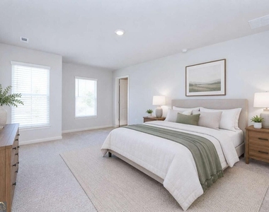 24 Berryville Dr - Photo Thumbnail 17