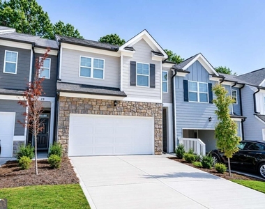 24 Berryville Dr - Photo Thumbnail 2
