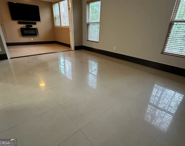 1907 Barrow Way - Photo Thumbnail 12