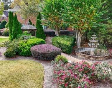 1907 Barrow Way - Photo Thumbnail 1