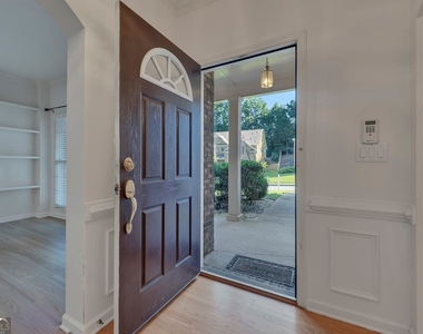 3213 Juniper Drive Nw - Photo Thumbnail 2
