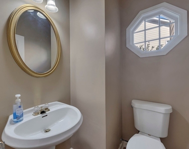 3213 Juniper Drive Nw - Photo Thumbnail 6
