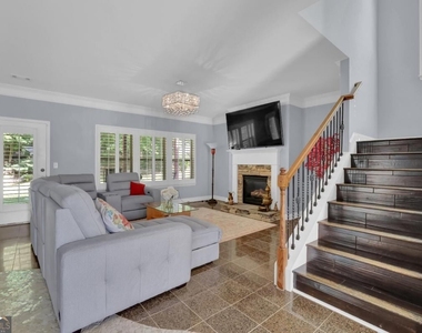 11214 Gates Terrace - Photo Thumbnail 6