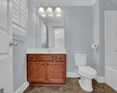 11214 Gates Terrace - Photo Thumbnail 17