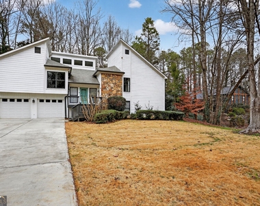 3445 Johnson Ferry Road Ne - Photo Thumbnail 1
