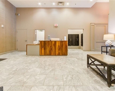 1100 Howell Mill Road Nw - Photo Thumbnail 2