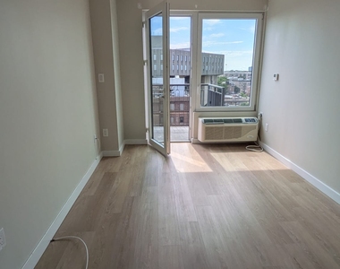 1584 Fulton Street - Photo Thumbnail 2