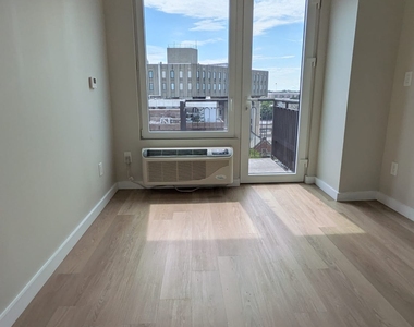 1584 Fulton Street - Photo Thumbnail 10