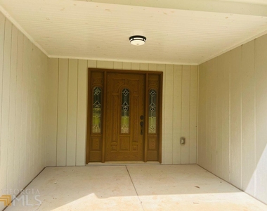 4310 Bouldercrest Road - Photo Thumbnail 10