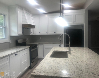 4310 Bouldercrest Road - Photo Thumbnail 1