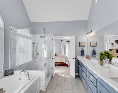 4405 Fairfax Drive - Photo Thumbnail 22